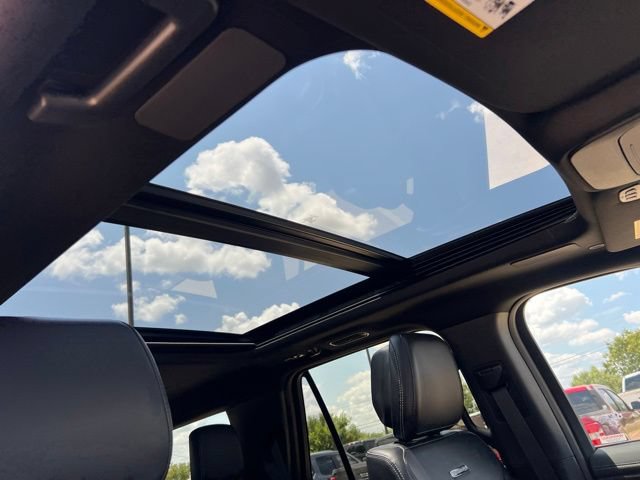 New 2027 Ford Expedition Platinum w/ Stealth Appearance Package RWD image 17