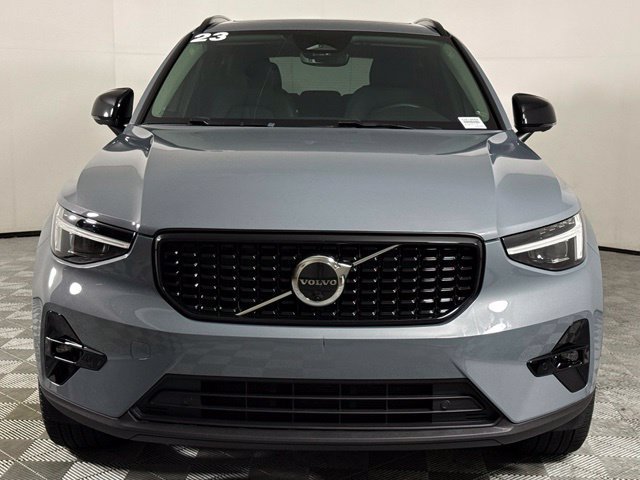 Used 2023 Volvo XC40 B5 Ultimate AWD/4WD image 11