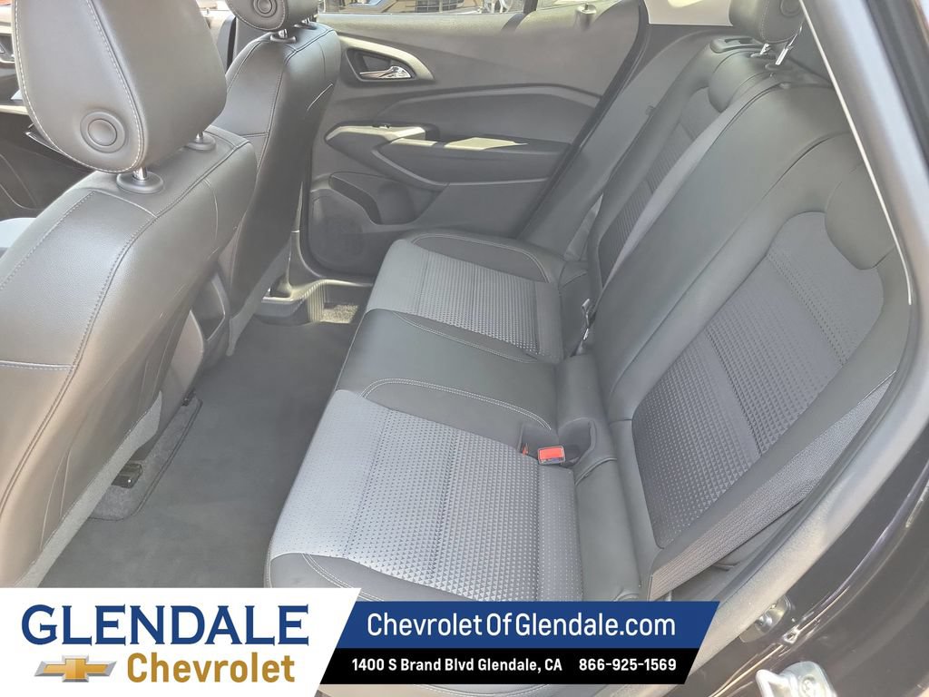 Certified 2025 Chevrolet Trax LT FWD image 21