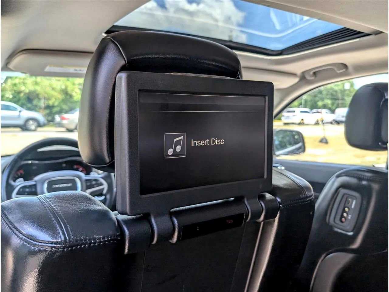 Used 2015 Dodge Durango Limited w/ Premium Group image 39