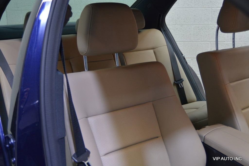 Used 2010 Mercedes-Benz E 350 4MATIC Sedan image 14