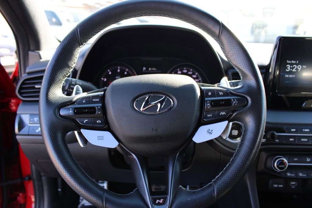 Used 2022 Hyundai Veloster N image 26