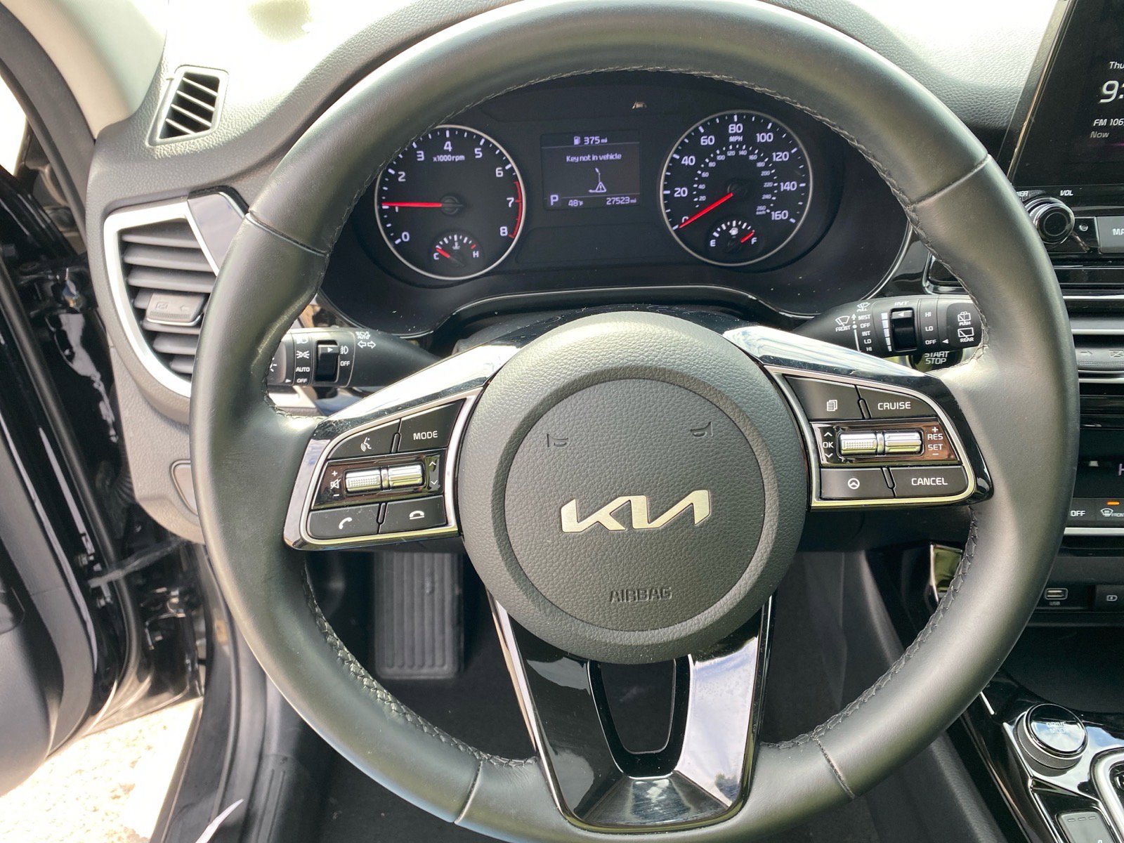 Certified 2023 Kia Seltos EX image 11
