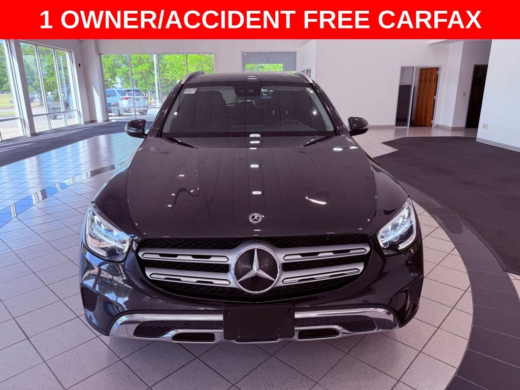 Used 2022 Mercedes-Benz GLC 300 image 2