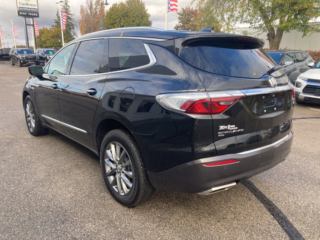 Used 2024 Buick Enclave Premium w/ Trailering Package, 5000 lbs. AWD/4WD image 7