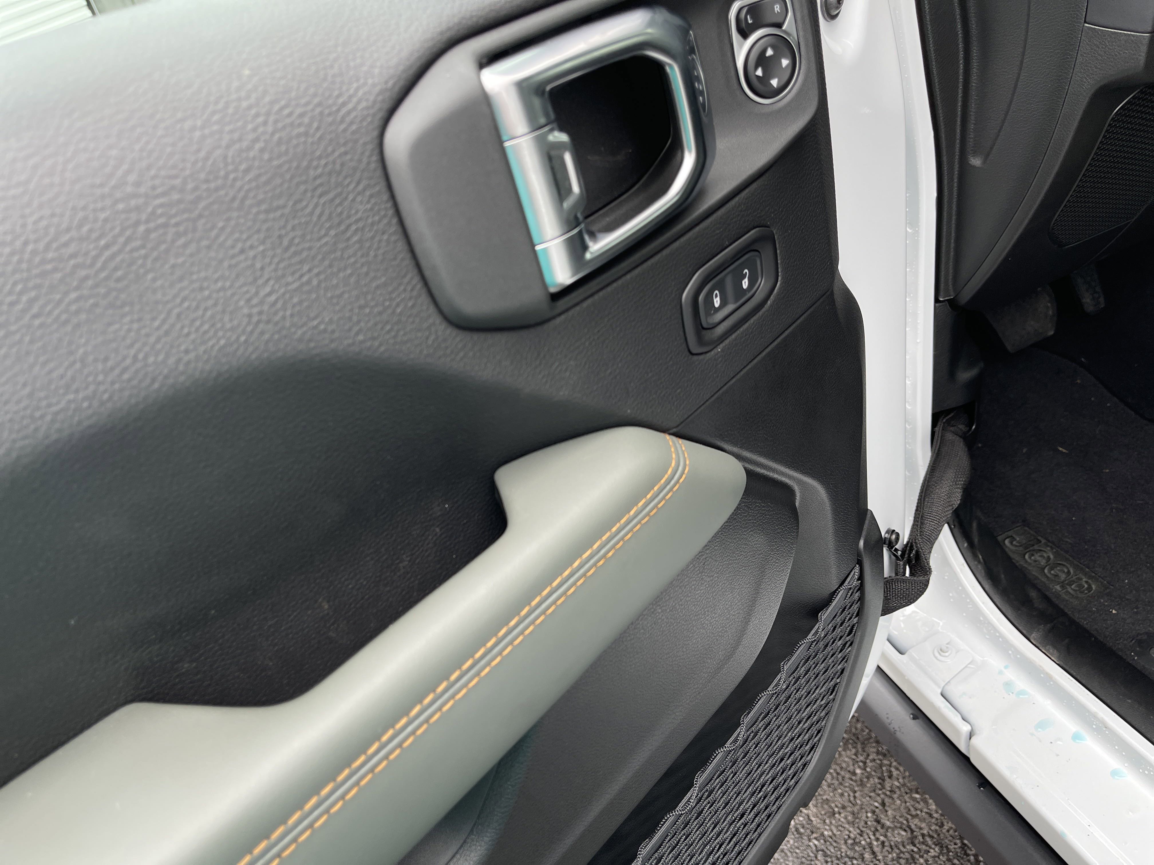 New 2025 Jeep Gladiator Mojave image 11