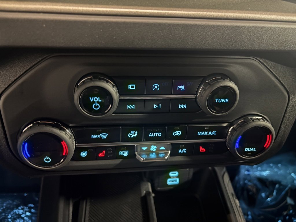 New 2025 Ford Bronco Outer Banks image 16