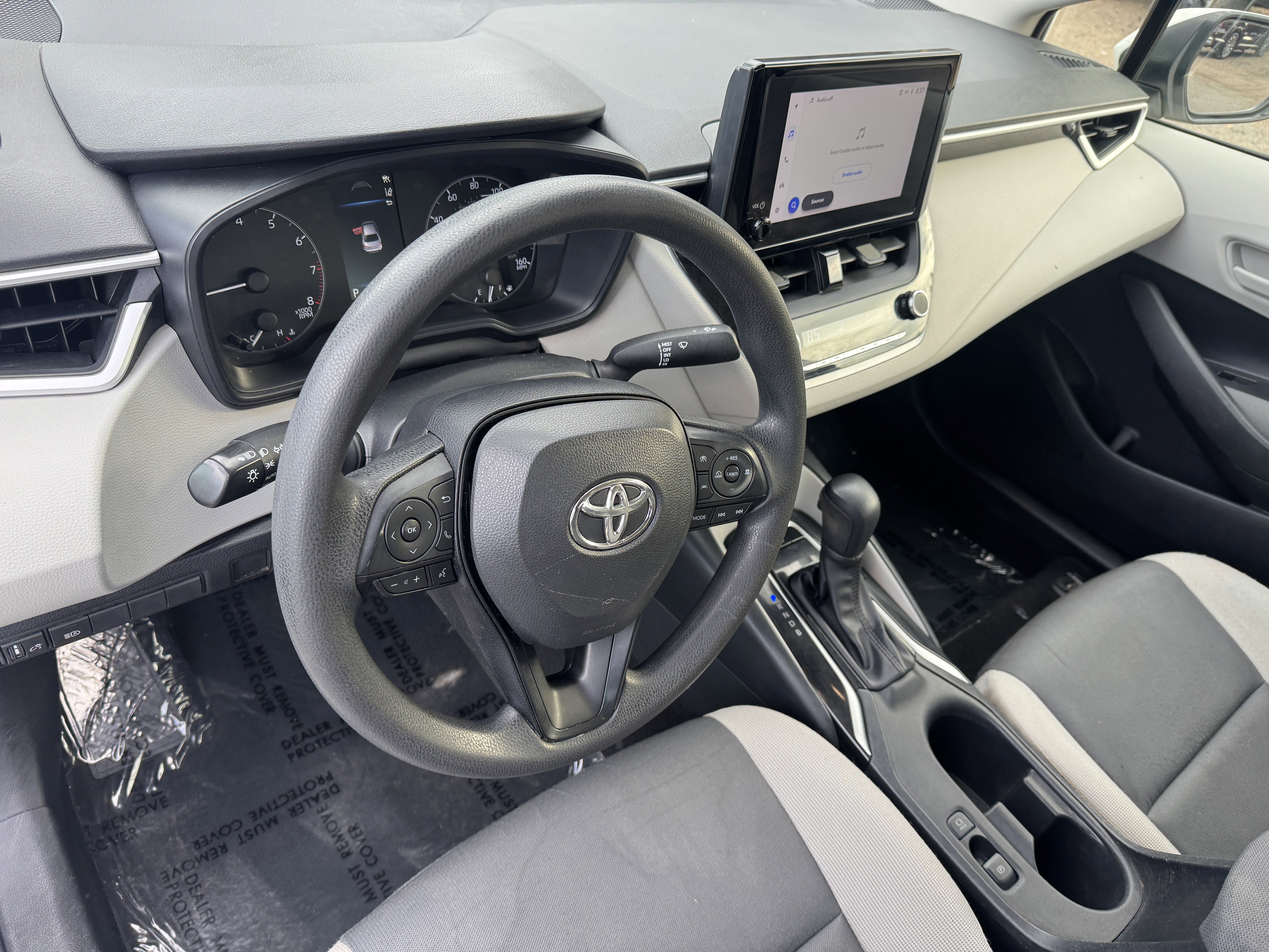 Used 2023 Toyota Corolla LE FWD image 12