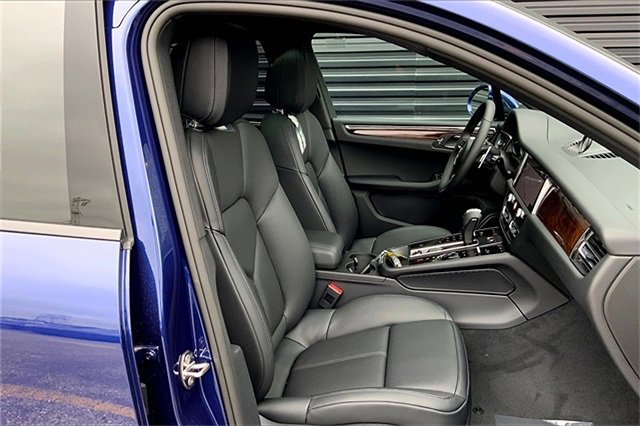 New 2025 Porsche Macan image 25
