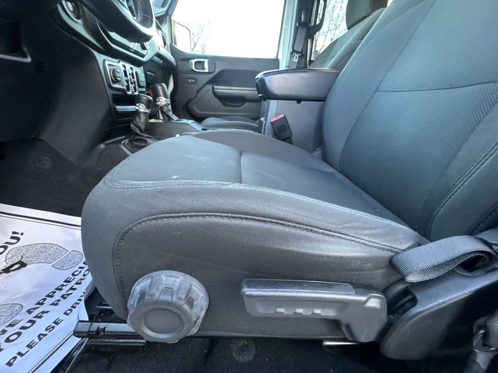 Used 2019 Jeep Wrangler Unlimited Sport S image 12