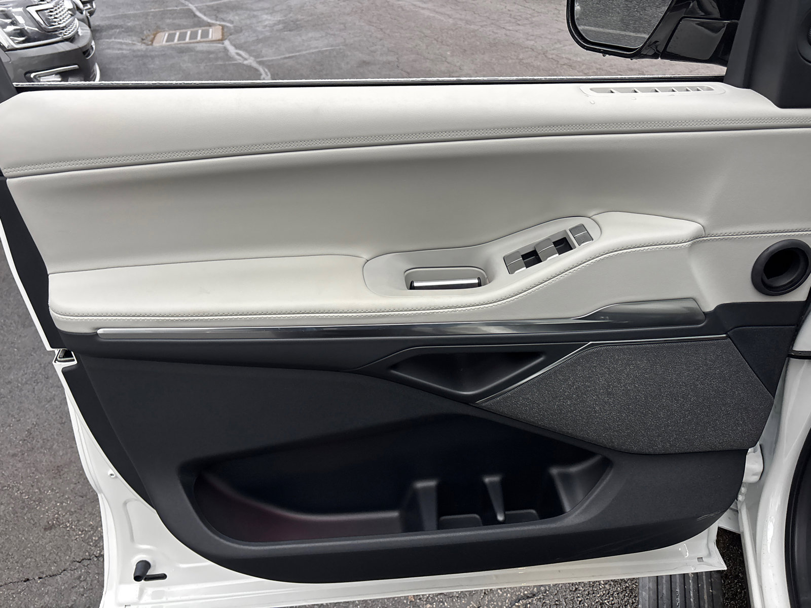 New 2026 Lincoln Navigator Reserve image 11