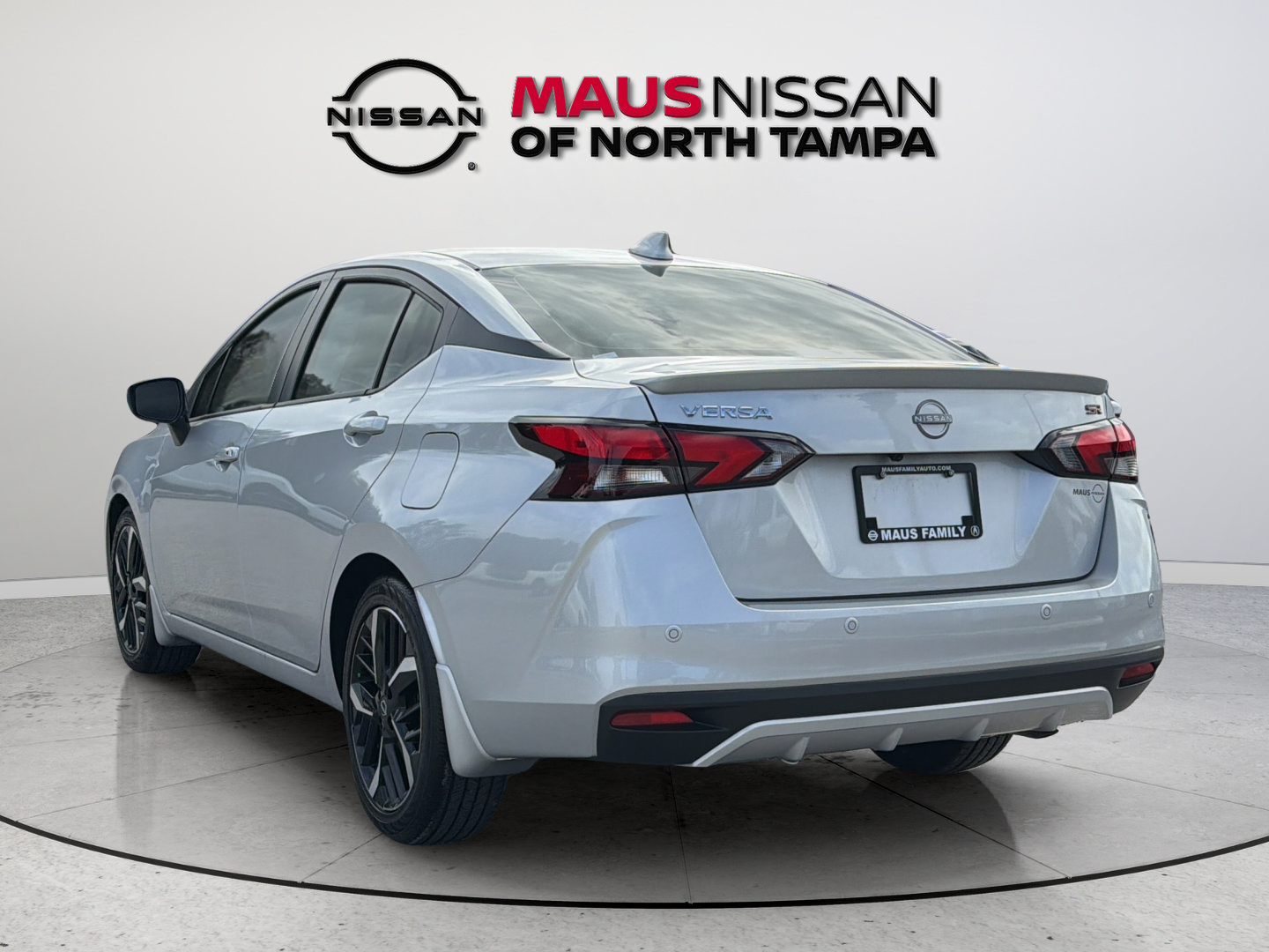Certified 2025 Nissan Versa SR w/ Trunk Package FWD image 9