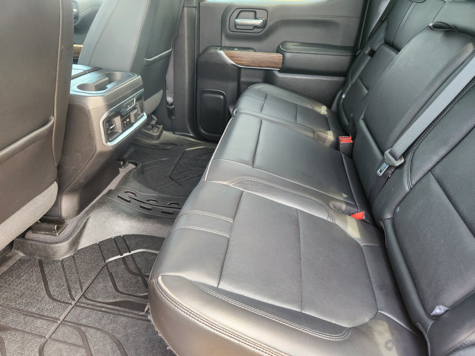 Used 2019 Chevrolet Silverado 1500 High Country AWD/4WD image 33