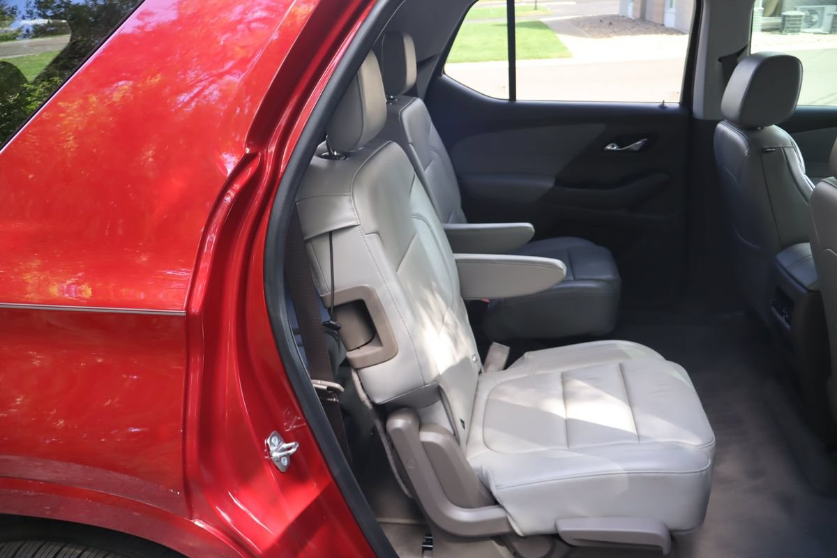 Used 2018 Chevrolet Traverse Premier AWD/4WD image 23