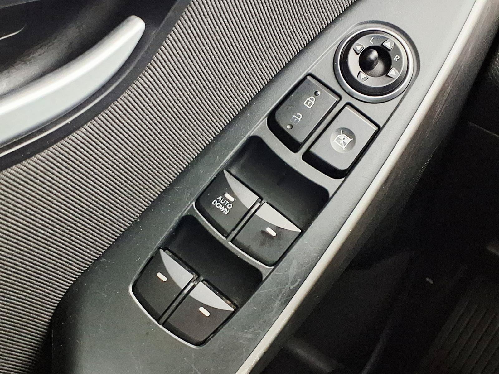 Used 2016 Hyundai Elantra GT FWD image 22