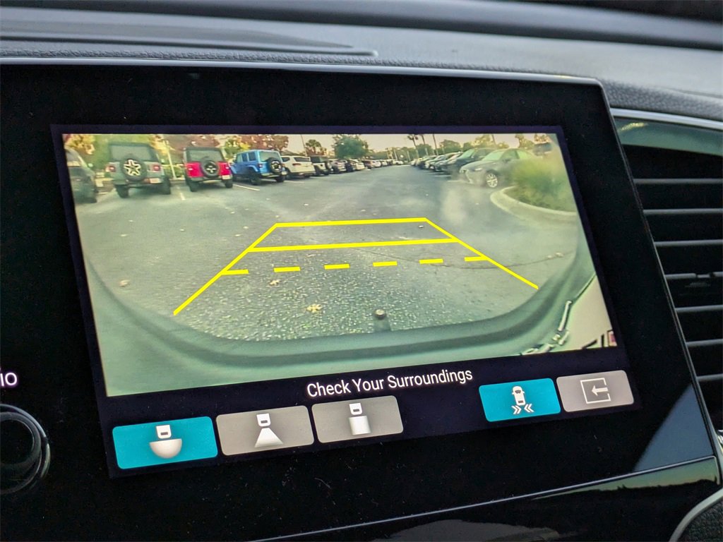 Used 2020 Honda Pilot Touring image 22