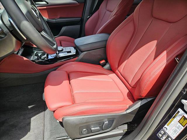 Used 2025 BMW X4 xDrive30i w/ Premium Package AWD/4WD image 14