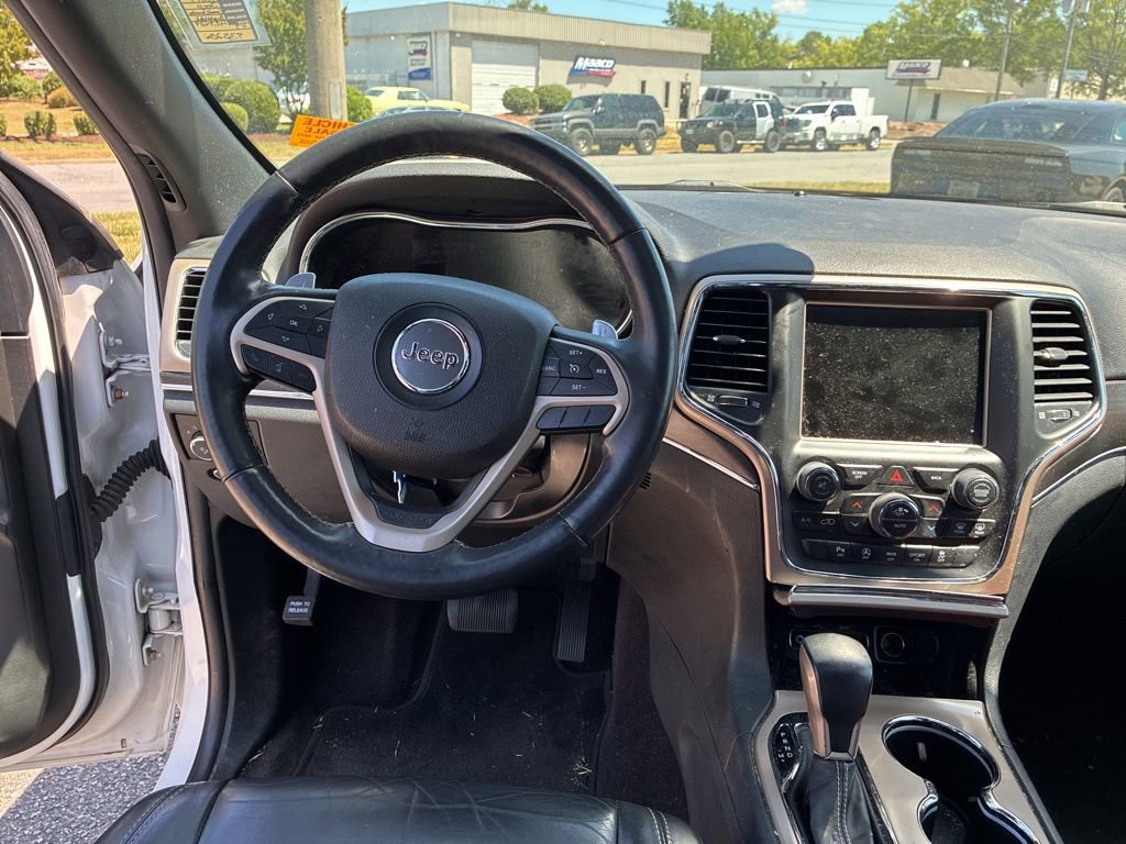 Used 2017 Jeep Grand Cherokee Limited image 20