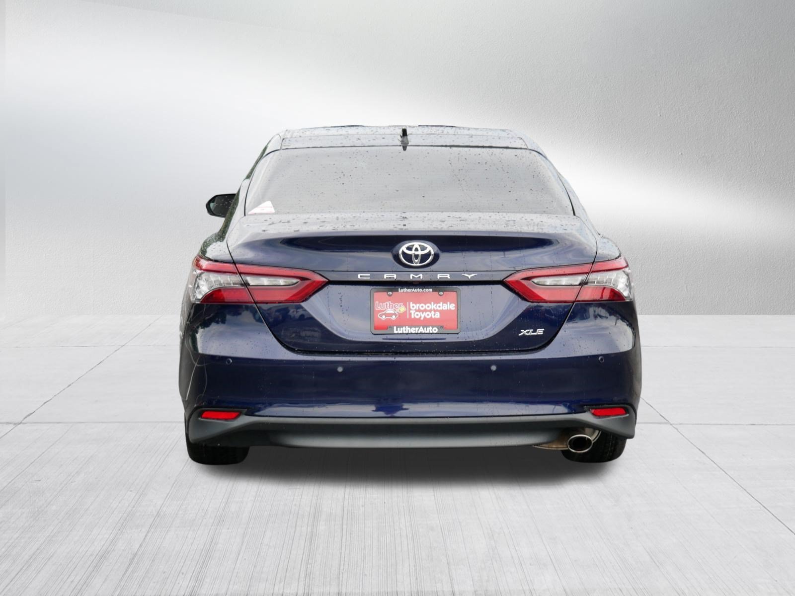 Used 2021 Toyota Camry XLE w/ Navigation Package FWD image 6