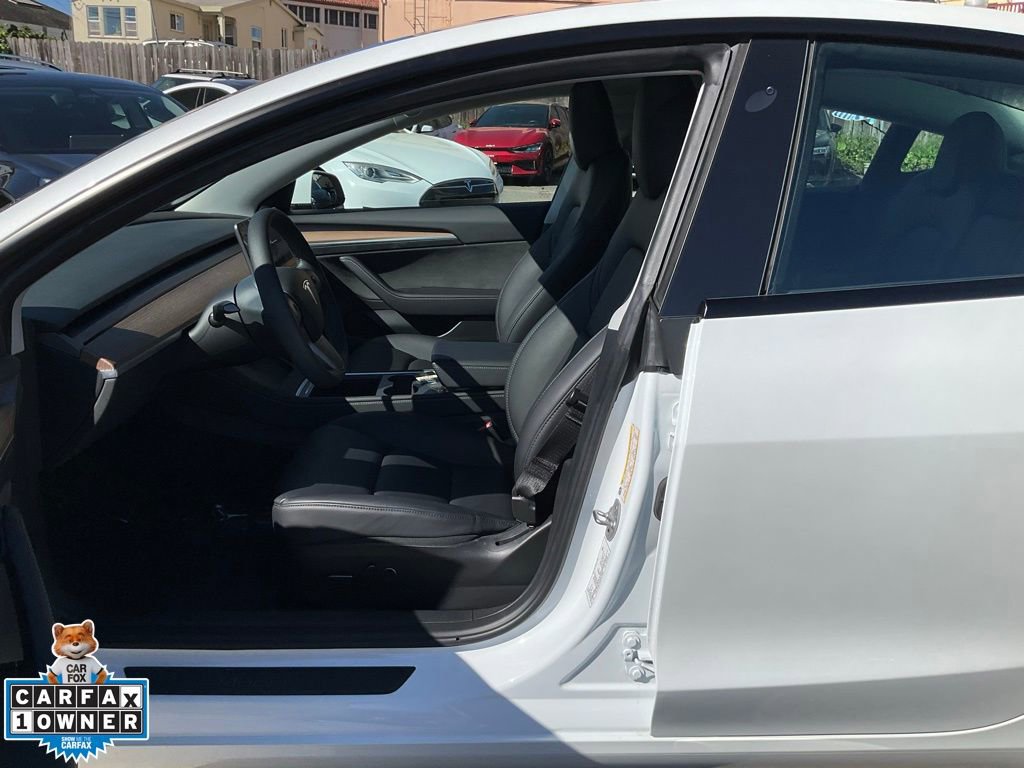 Used 2023 Tesla Model 3 Standard Range image 14