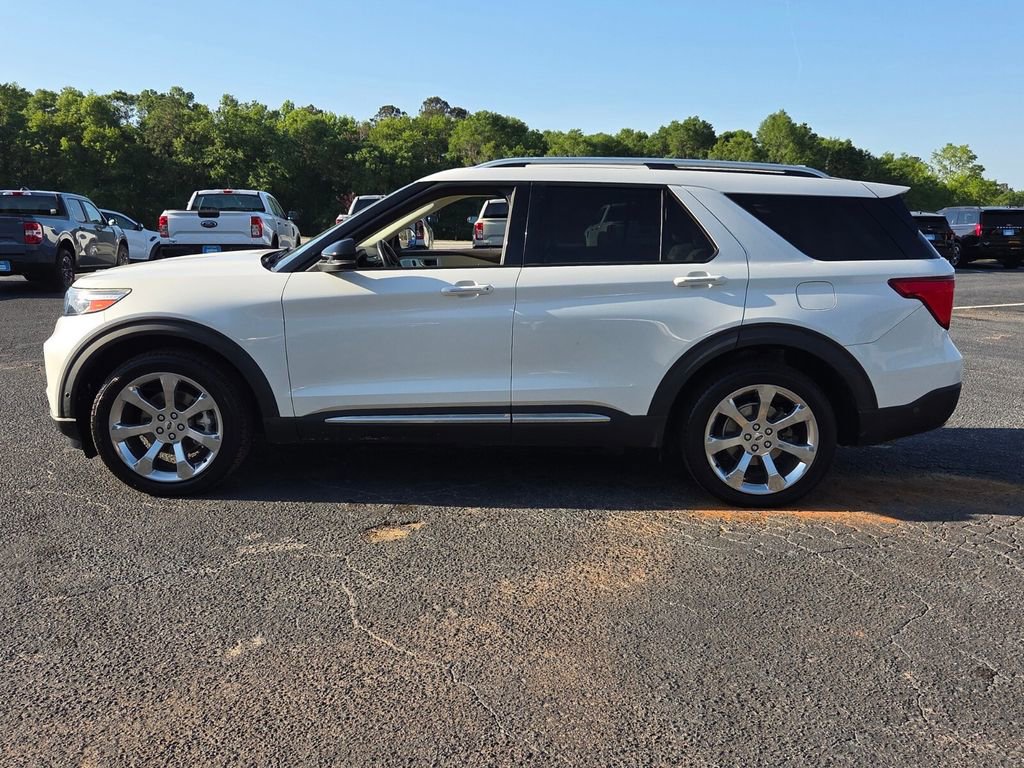 Used 2020 Ford Explorer Platinum w/ Premium Technology Package AWD/4WD image 3