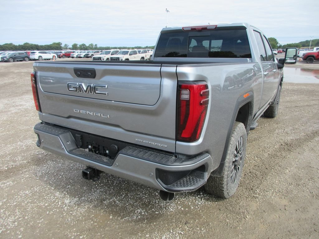 New 2026 GMC Sierra 2500 Denali Ultimate AWD/4WD image 4