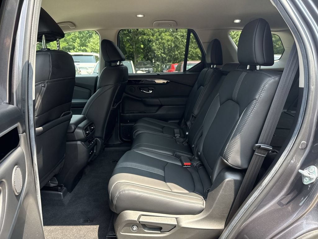 Certified 2025 Honda Pilot EX-L image 23