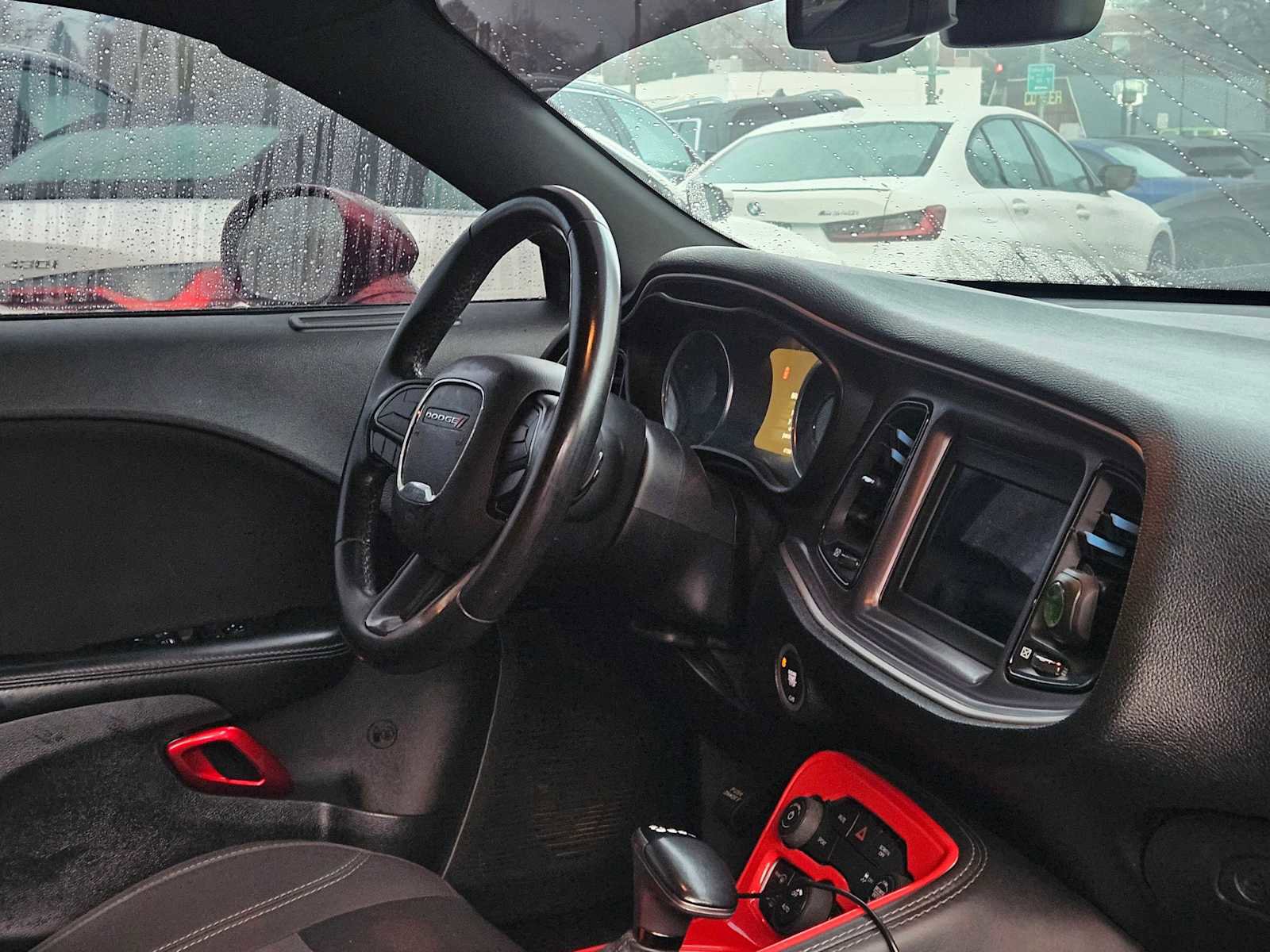 Used 2019 Dodge Challenger SXT image 9