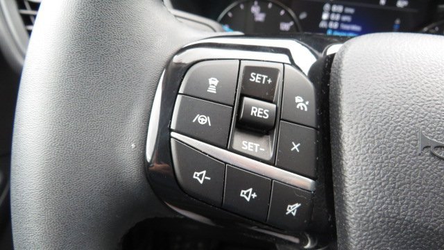 Certified 2022 Ford Escape SE w/ SE Sport Appearance Package image 23