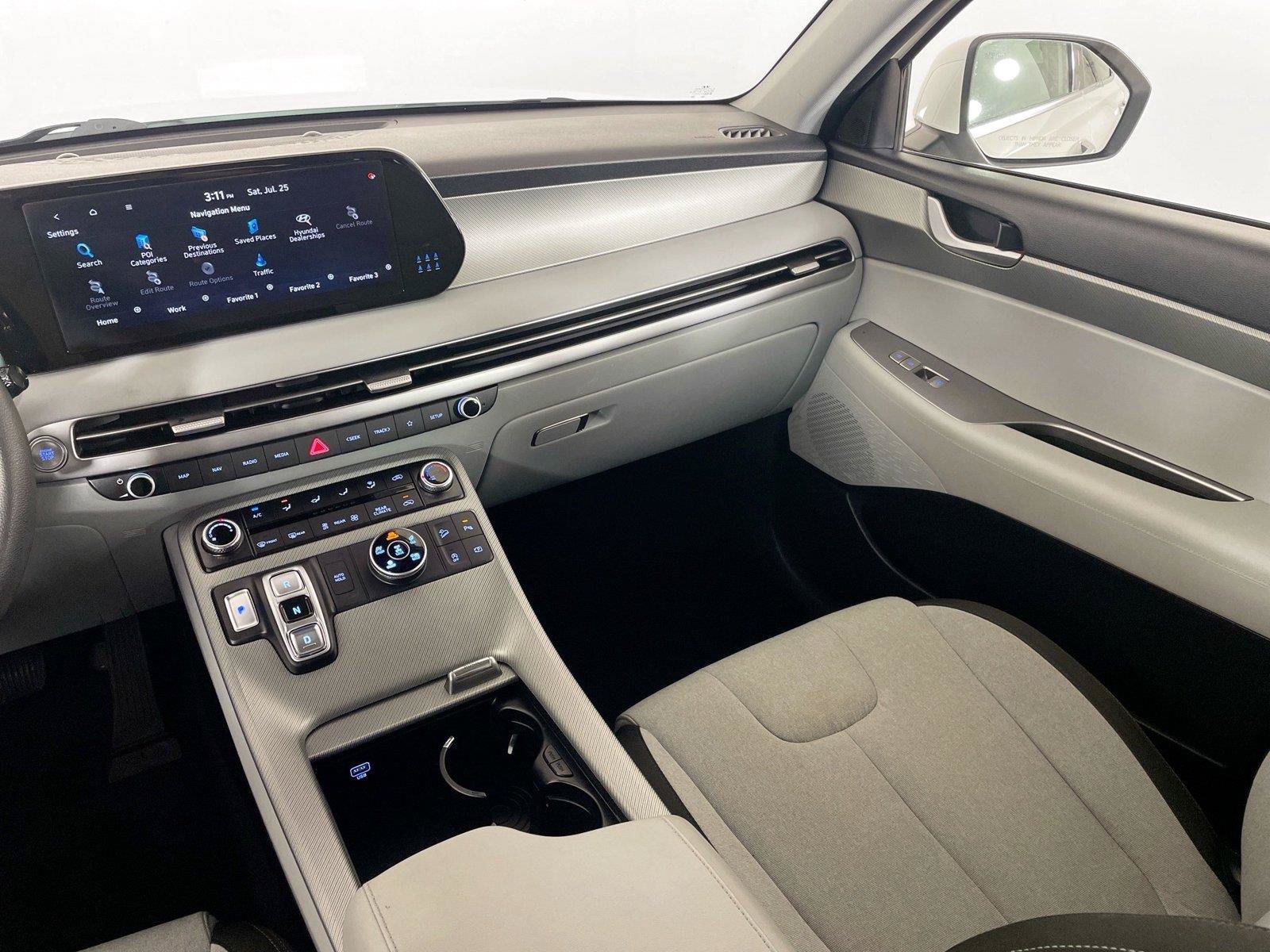 Used 2023 Hyundai Palisade SE AWD/4WD image 23