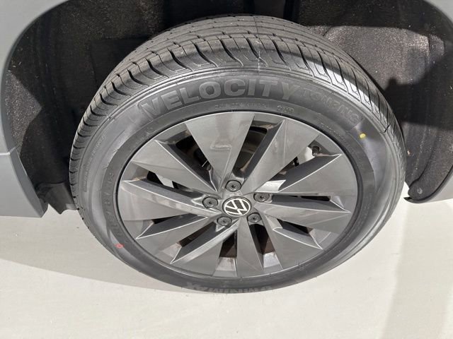 Used 2023 Volkswagen Taos S FWD image 8