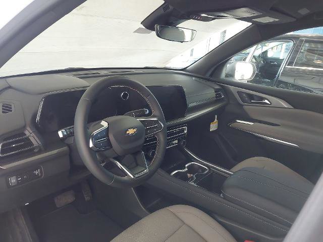 New 2026 Chevrolet Traverse LT w/ Driver Confidence Package image 2