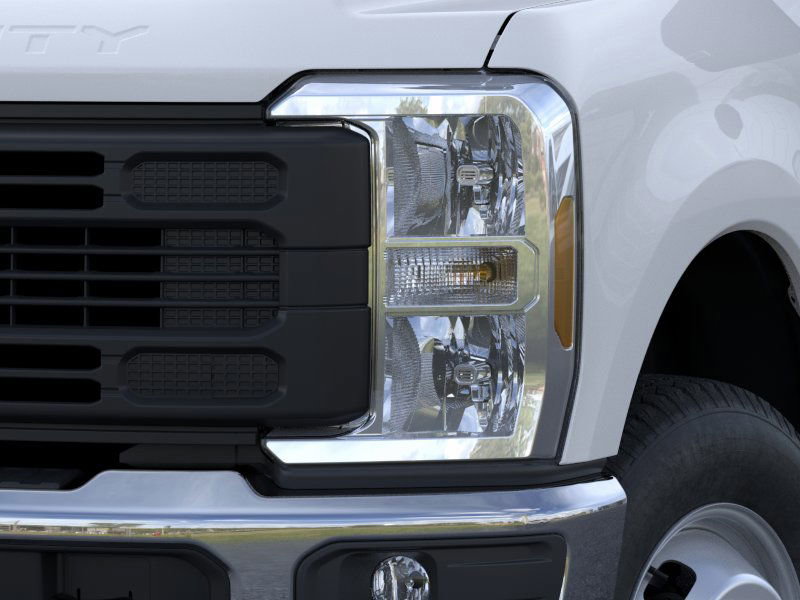 New 2026 Ford F350 XL w/ 360-Degree Camera Package image 18