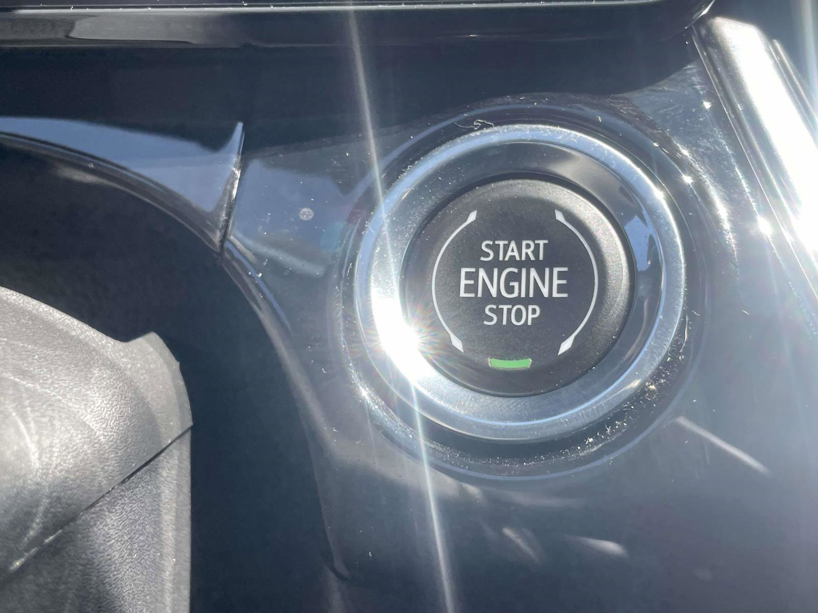 Used 2025 Chevrolet Trax ACTIV w/ Driver Confidence Package image 28