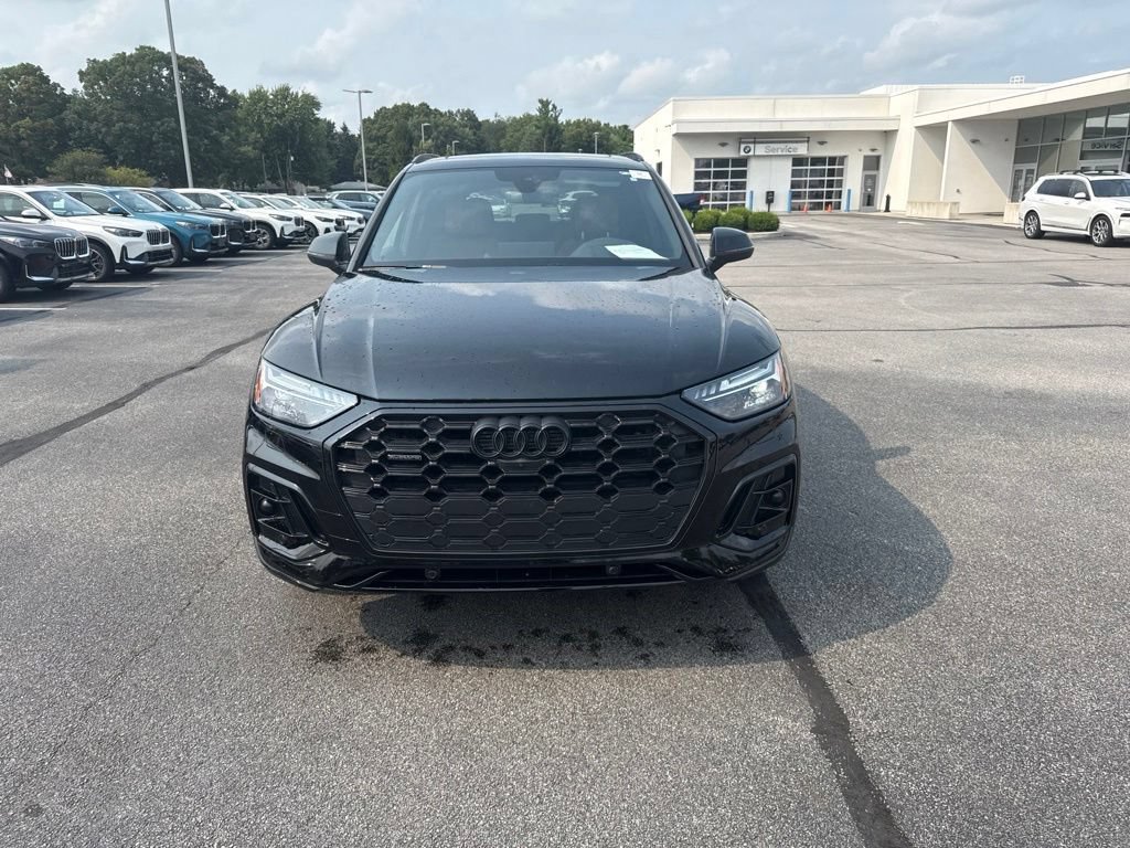 Used 2024 Audi Q5 2.0T Prestige AWD/4WD image 2