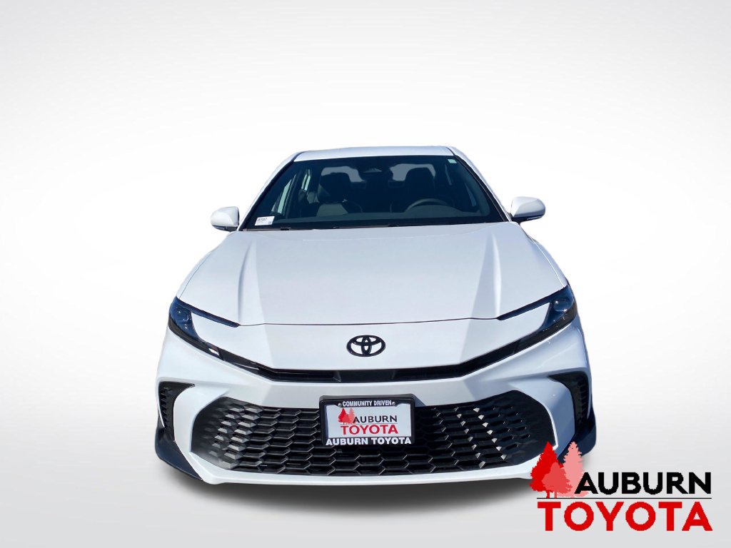 New 2026 Toyota Camry SE FWD image 2