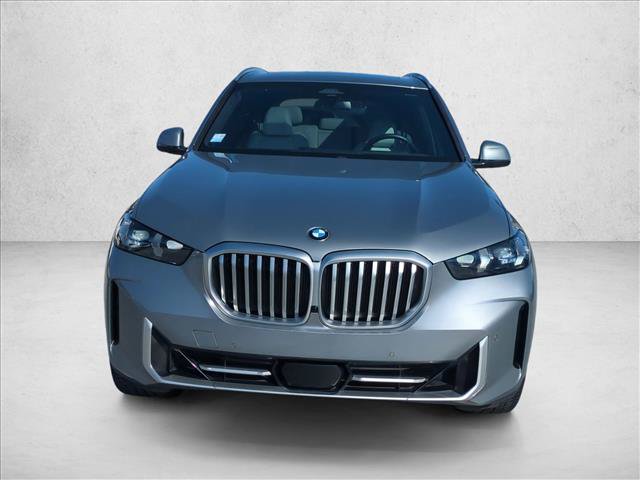 Used 2024 BMW X5 sDrive40i RWD image 2