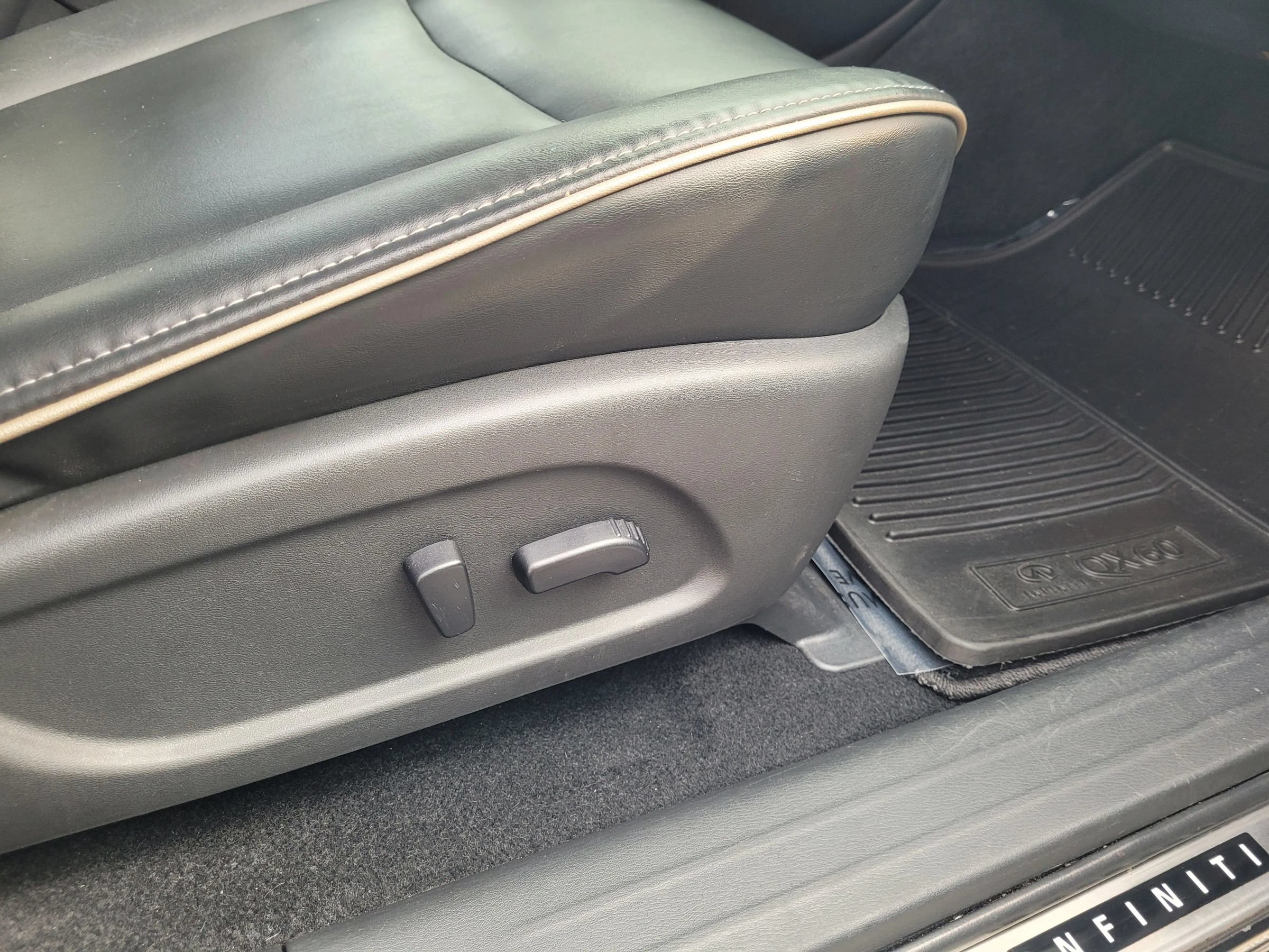 Used 2020 INFINITI QX60 Luxe AWD/4WD image 29