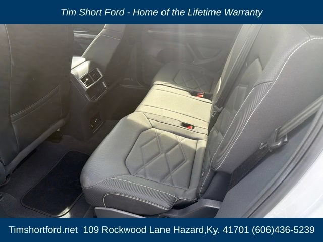Used 2025 Volkswagen Atlas Cross Sport SE AWD/4WD image 10