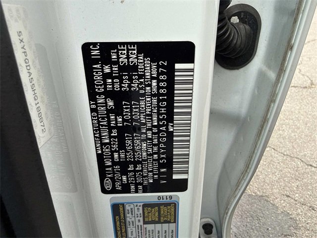 Used 2017 Kia Sorento LX image 29