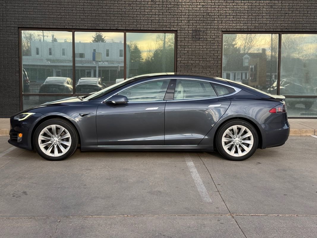Used 2019 Tesla Model S Long Range image 17
