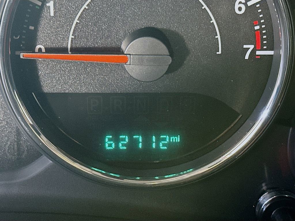 Used 2016 Jeep Wrangler Unlimited Sahara w/ Connectivity Group image 15