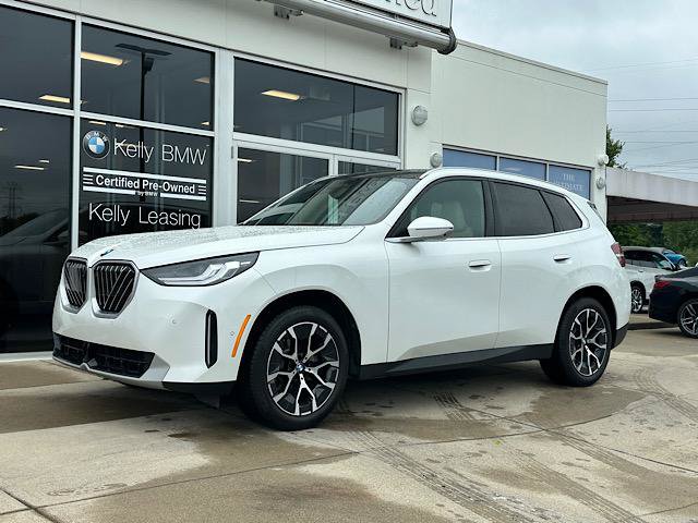 Used 2026 BMW X3 xDrive30i w/ Premium Package AWD/4WD image 4