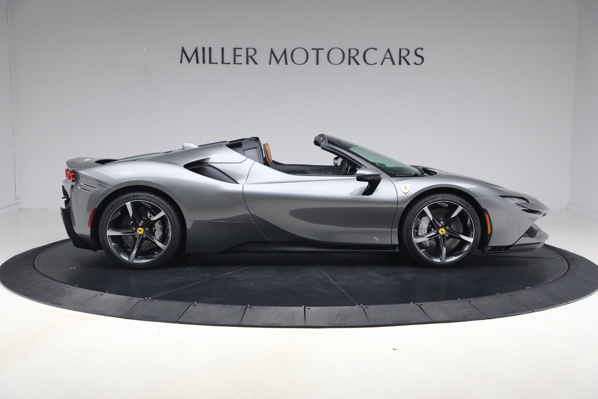 Certified 2024 Ferrari SF90 Spider AWD/4WD image 10