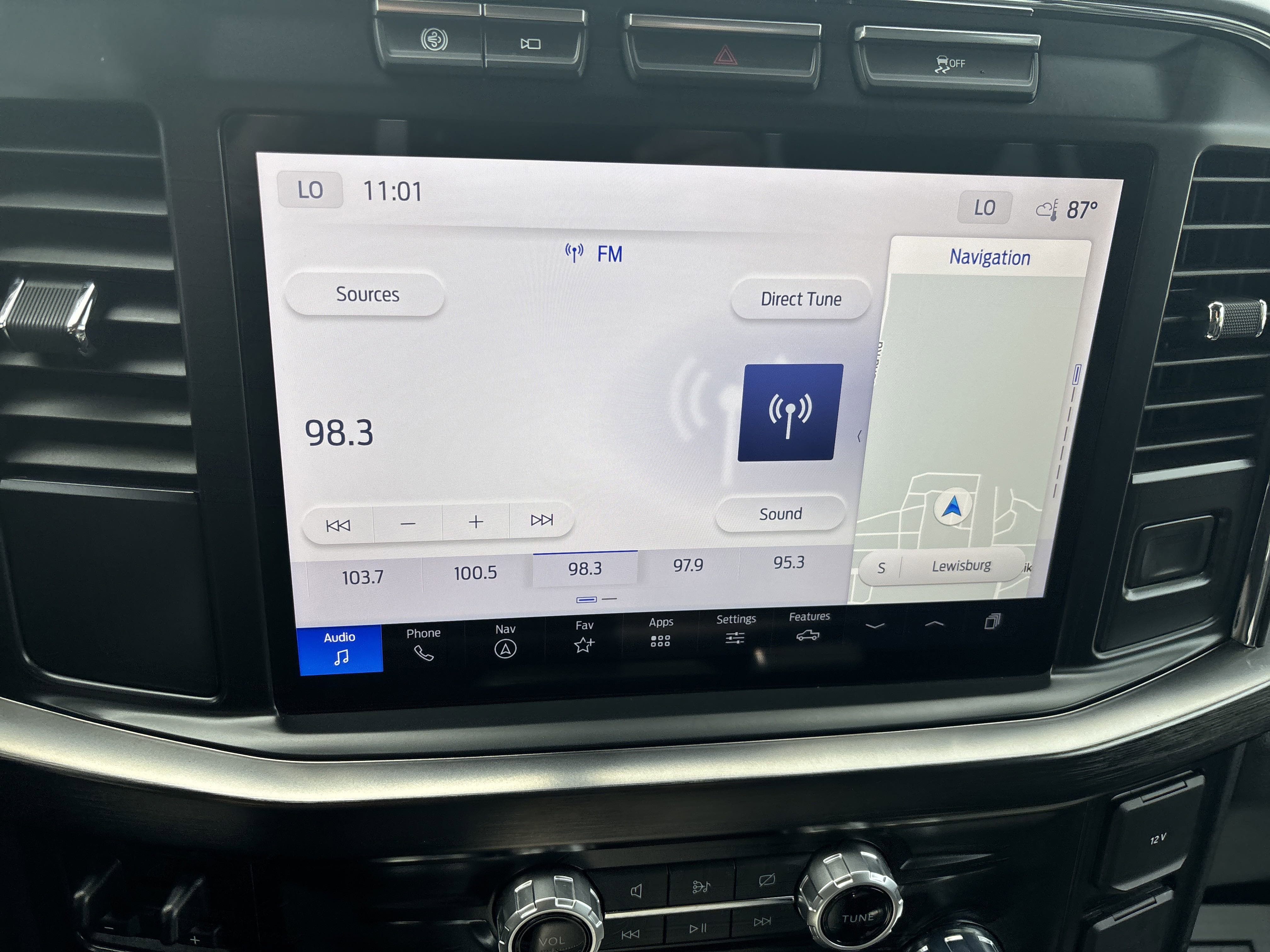 Used 2024 Ford F350 Lariat w/ Camper Package image 26