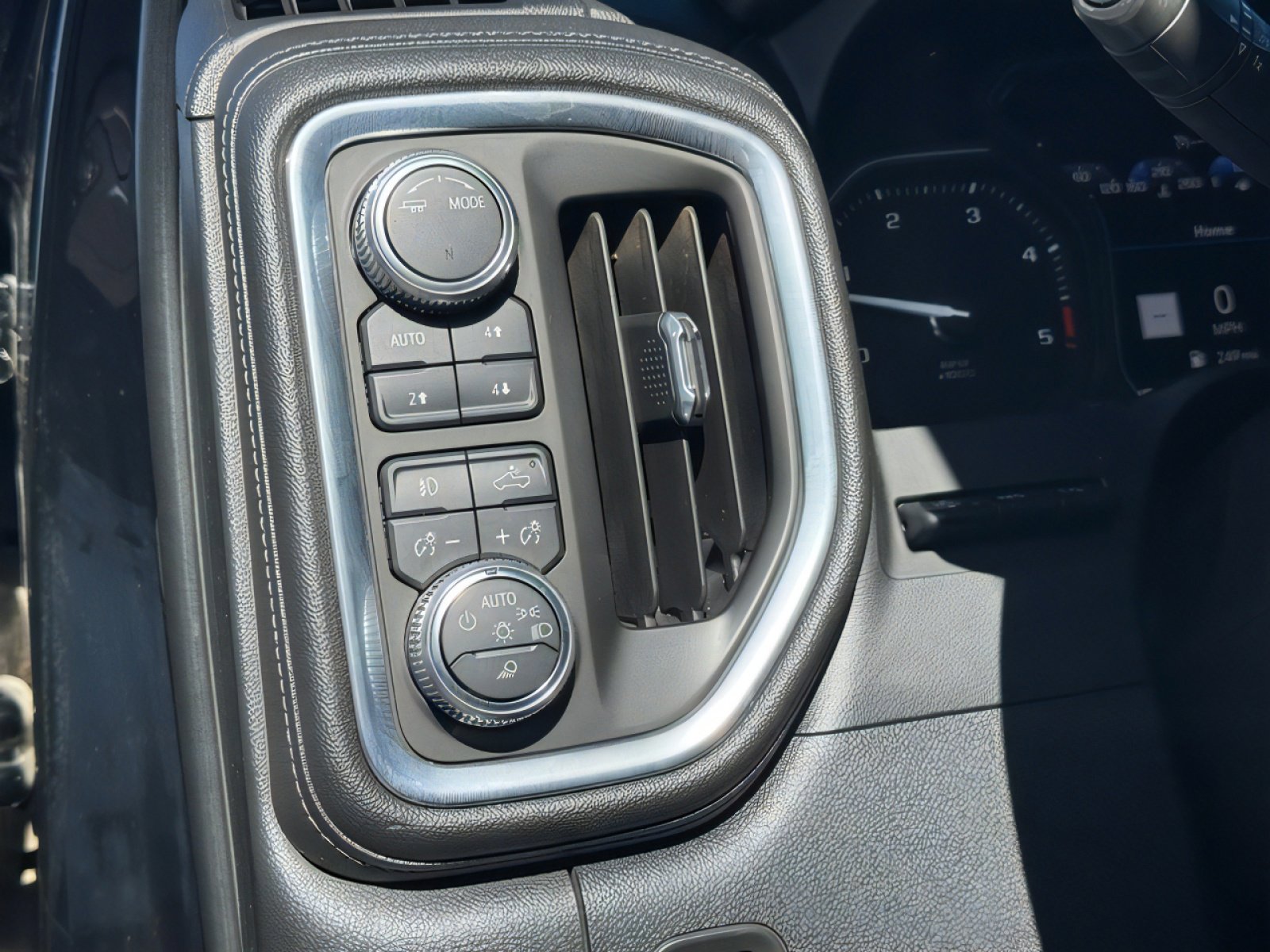 Used 2021 GMC Sierra 2500 Denali w/ Technology Package image 28