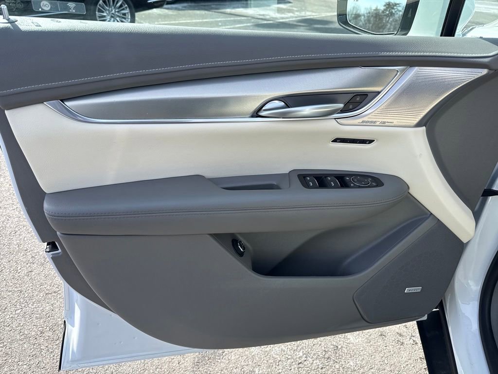 Certified 2023 Cadillac XT5 Premium Luxury w/ LPO, Floor Liner Package image 5