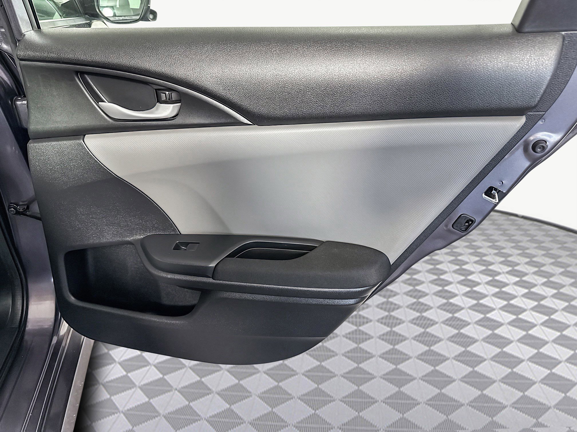 Used 2020 Honda Civic EX image 28