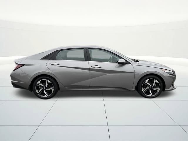 Certified 2022 Hyundai Elantra Limited image 6