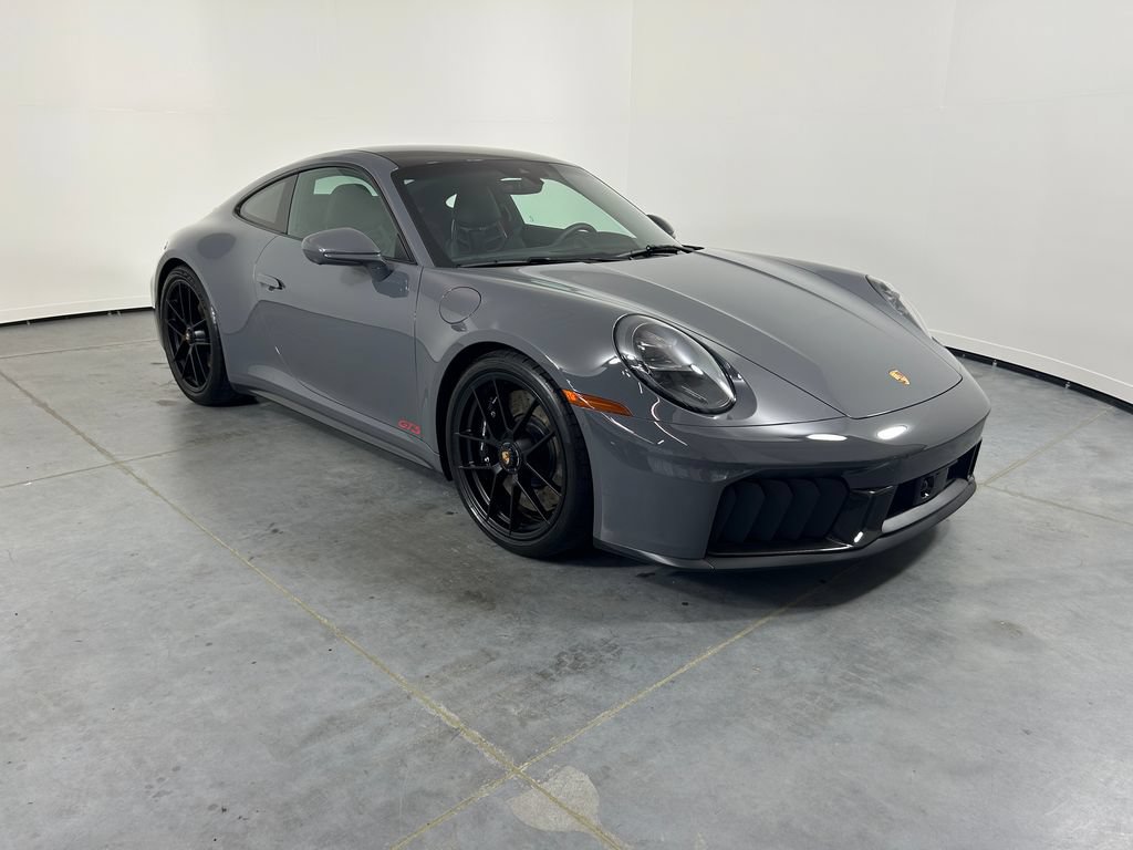 Used 2026 Porsche 911 Carrera GTS RWD image 9